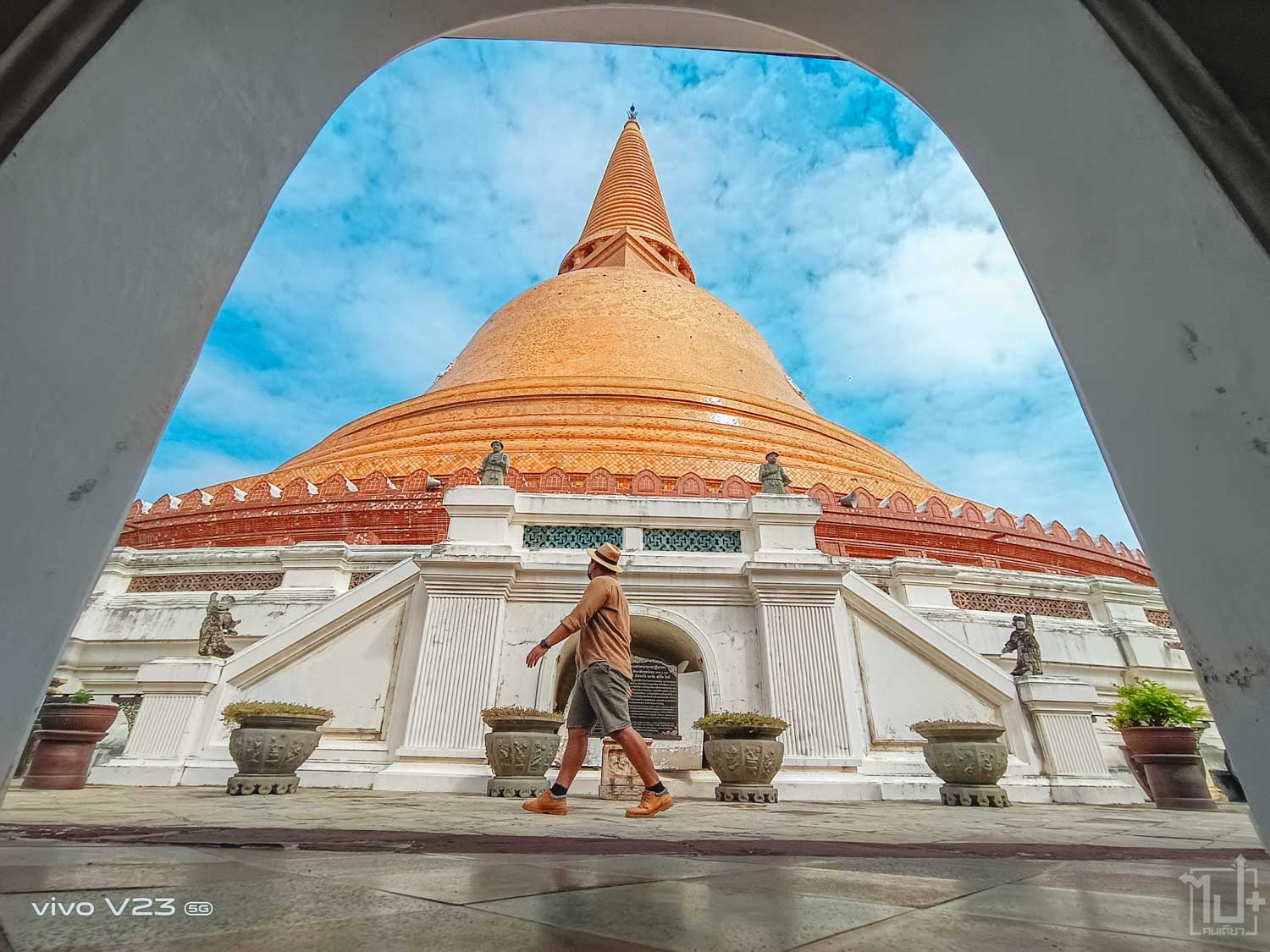 นครปฐม , ที่เที่ยวนครปฐม , รีวิวนครปฐม , คาเฟ่นครปฐม , แลนด์มาร์คนครปฐม ,วัดนครปฐม ,คมชัดทุกโมเมนต์ที่เป็นคุณ , vivoV235G , V235G , vivo , VSeries , vivoV23Series , IslandBlue , vivoV235Gxpaikondieow , Nakhonpathom